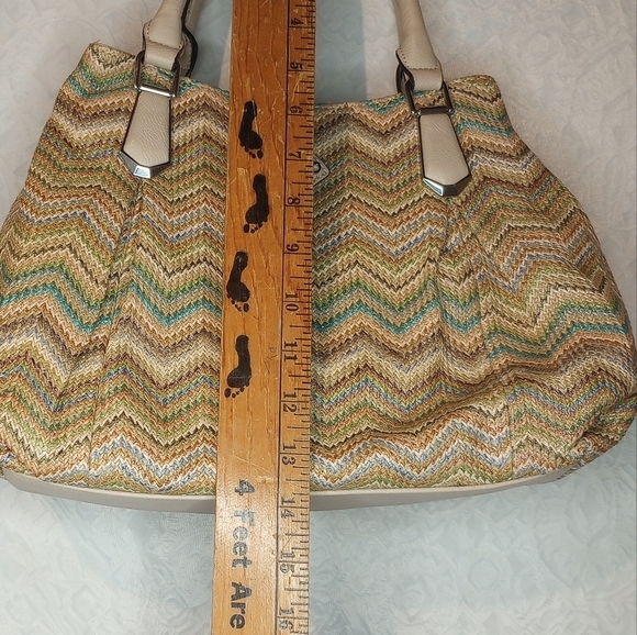 Vera Wang Woven Straw Chevron Zig Zag Hobo shoulder style Handbag - Picture 7 of 8